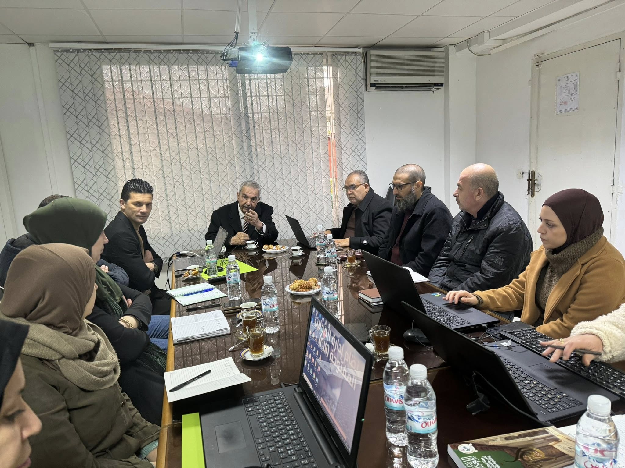 Le chercheur du LOAPL, Dr Younes Said, anime une formation spécialisée au sein du Haut Conseil de la langue arabe